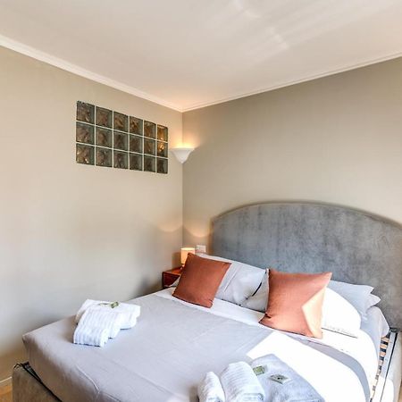 Rr Apartments San Giovanni Рим Екстер'єр фото