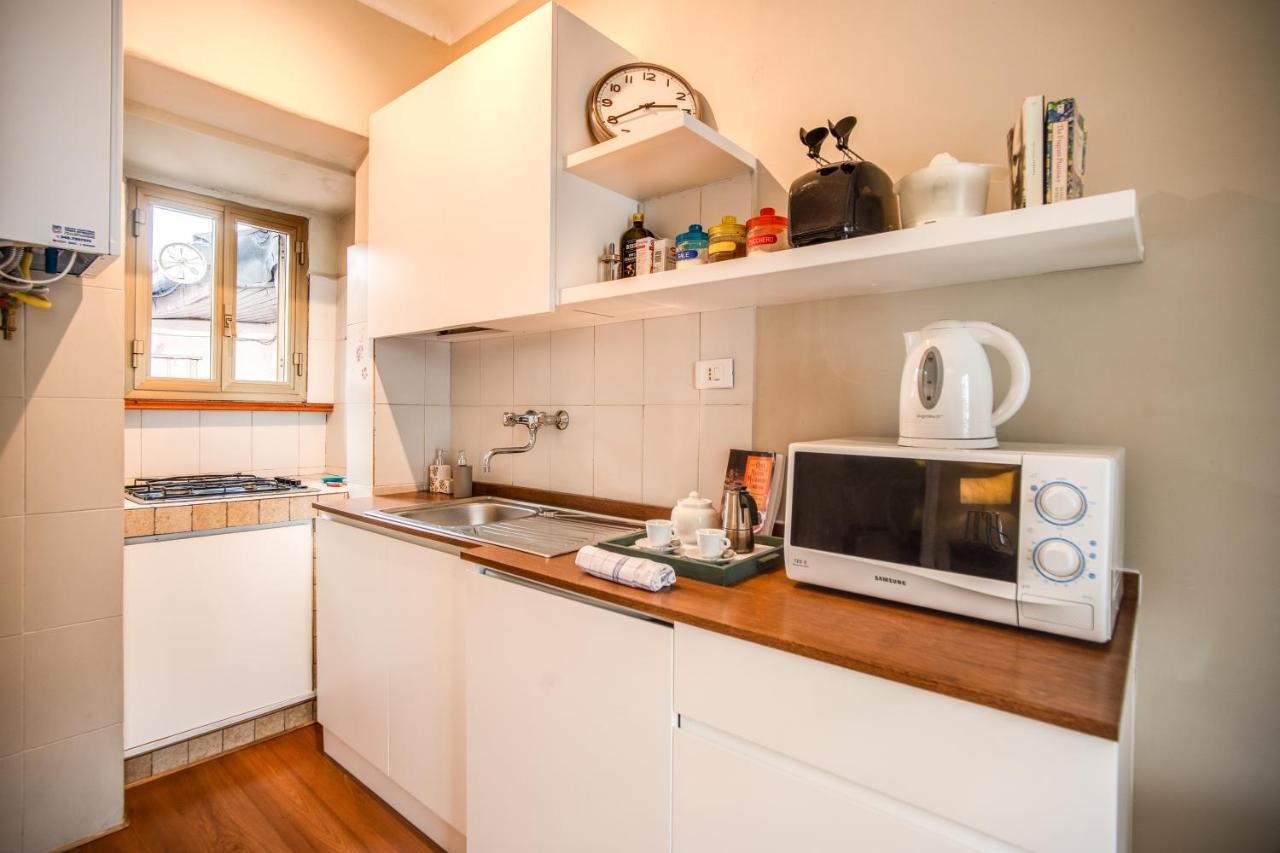 Rr Apartments San Giovanni Рим Екстер'єр фото