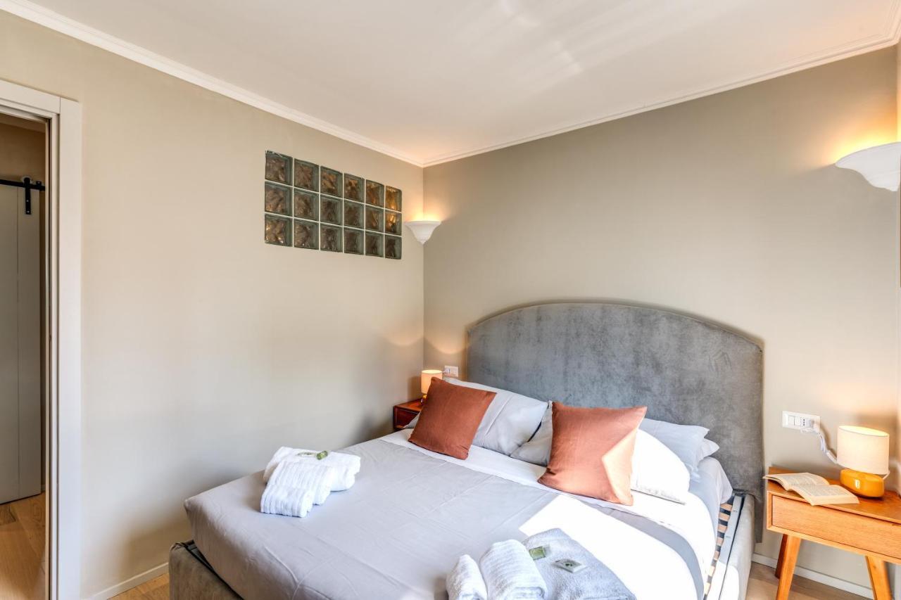Rr Apartments San Giovanni Рим Екстер'єр фото