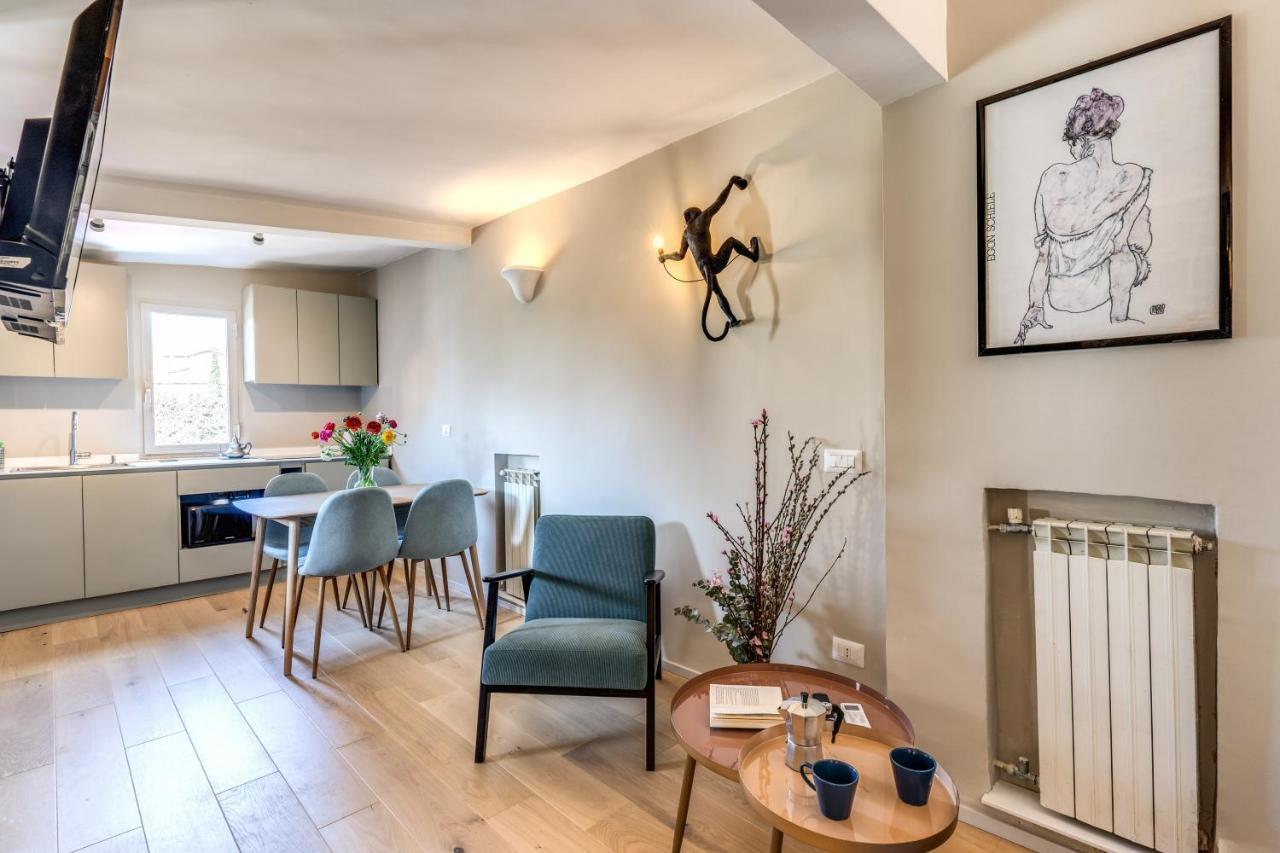 Rr Apartments San Giovanni Рим Екстер'єр фото